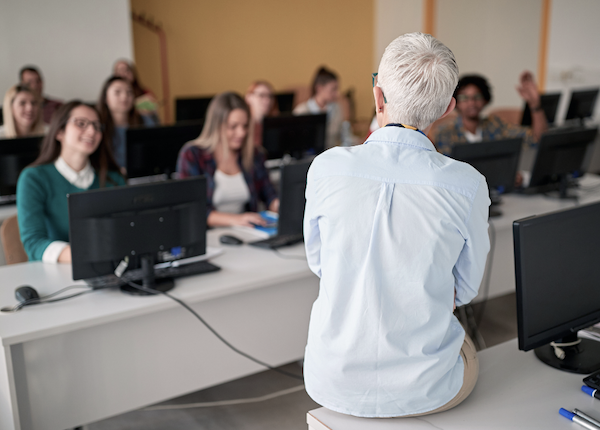 TUDIAS sucht dringend Physik Lehrkraft für Studienkolleg